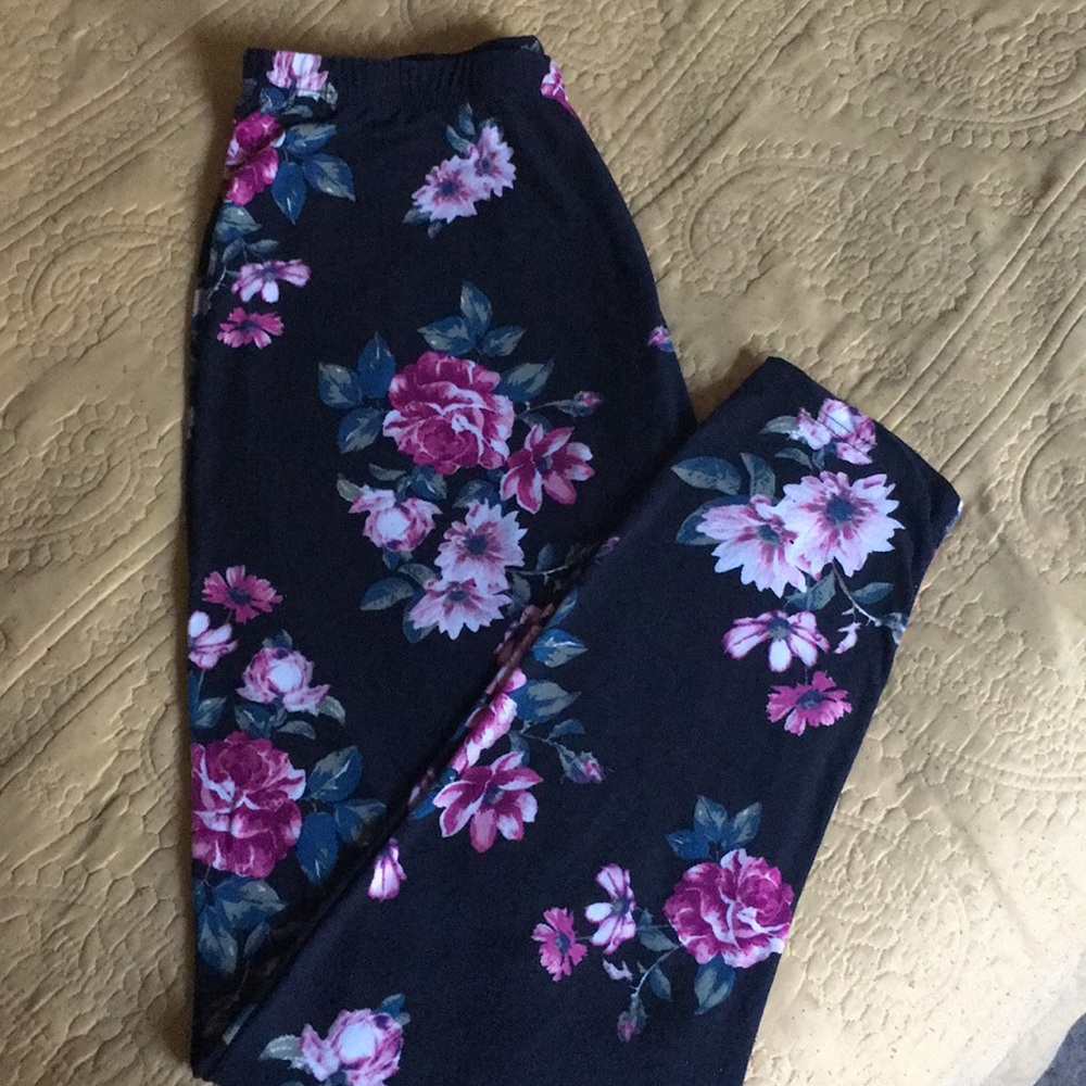 Floral Design Tights 🌺